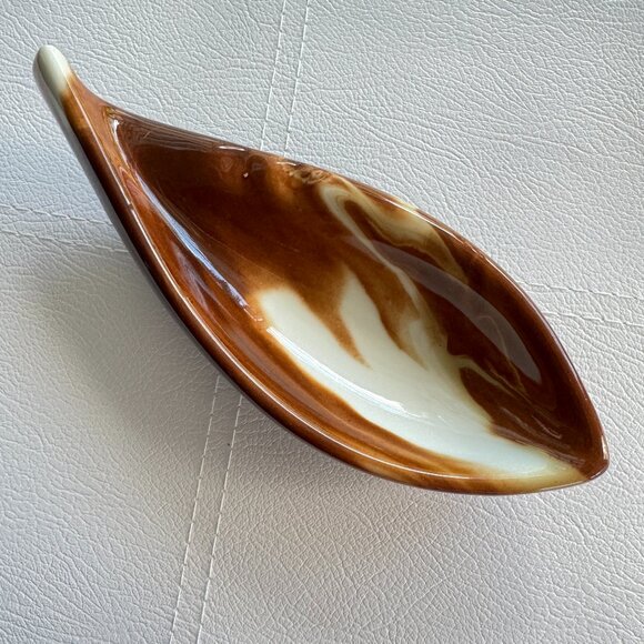 Ceramic Oblong Small Ashtray Trinket Dish Cream and Brown Glossy Leaf - Picture 4 of 6